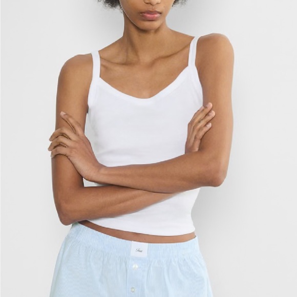 Aritzia Light Green and White Striped Women’s Shorts - Picture 4 of 4